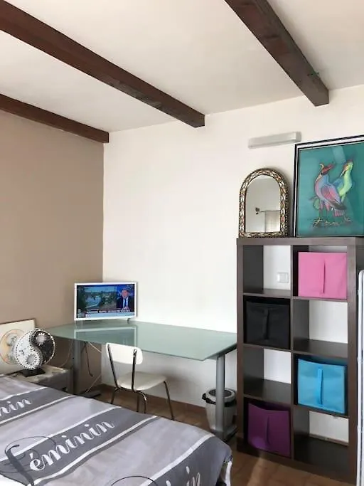 Studio Proche L'Isle Sur Sorgue Le Thor Apartment