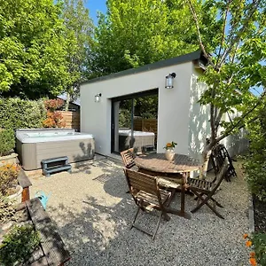 Entier Avec Jacuzzi En Provence Le Thor